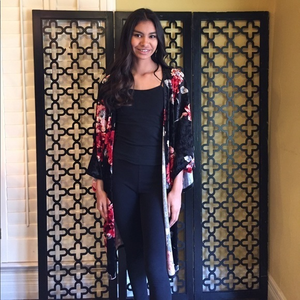 NWT BLACK FLORAL VELVET LONG KIMONO Faux Velvet Medium Long Duster